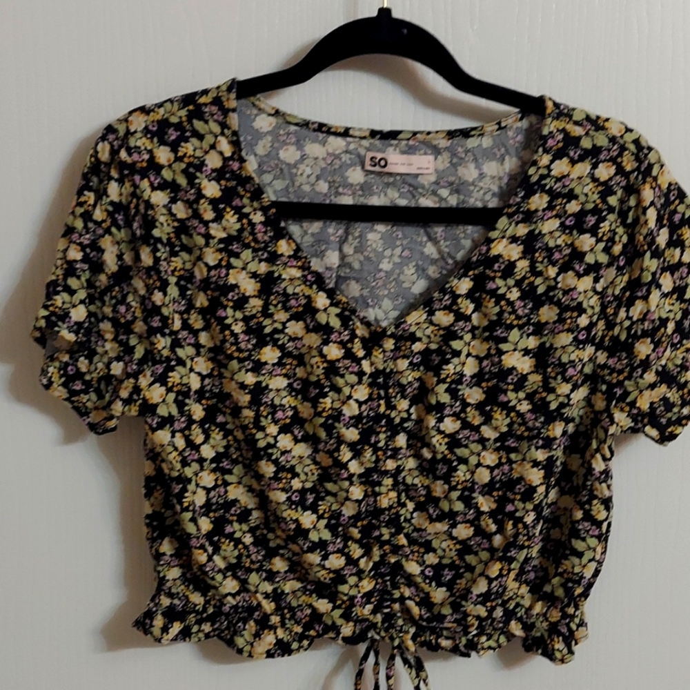 Two piece print crop top with matching skirt. All offers welcomed!